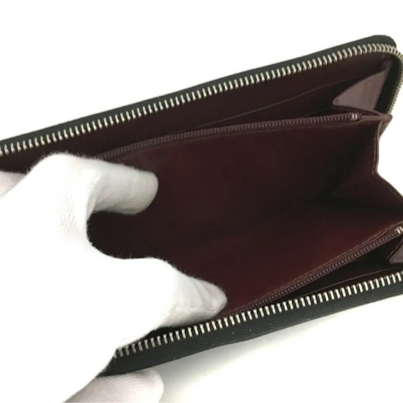 Authentic Must De Cartier Leather Zip Around Long Wallet GUC - Picture 6 of 7